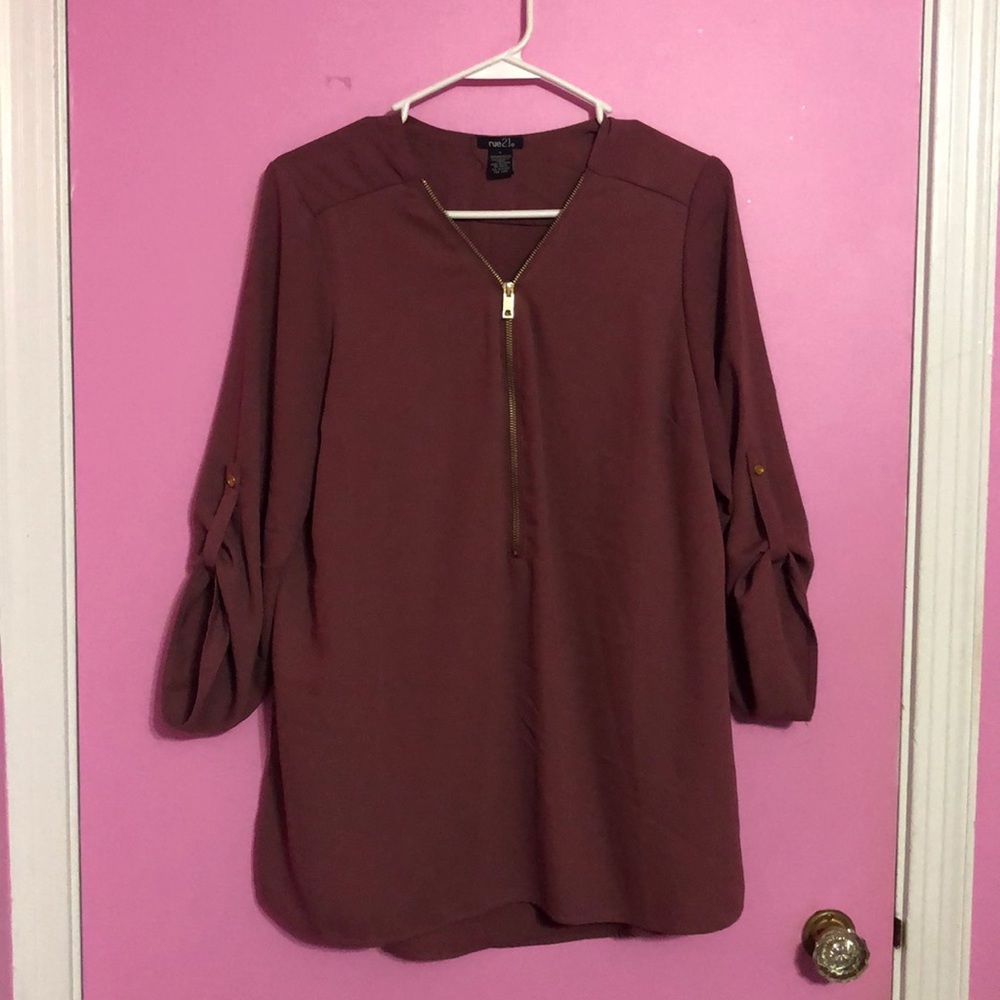 Women’s shirt